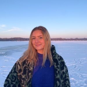 Meet your Posher, Anna